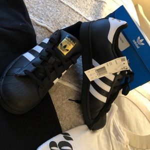 Adidas Superstar